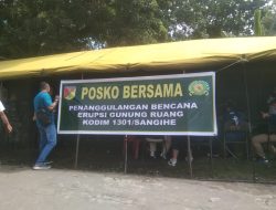 Dapur Umum Di Pos Evakuasi Kodim 1301/Sangihe, Desa Apengsala, Tagulandang Kab. Kepl.Sitaro, Siapkan Makanan Untuk Pengungsi