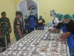 Dandim 1301/Sangihe Hadir Dalam Launching Program Makan Siang Bergizi Di Kecamatan Tamako, Kepulauan Sangihe